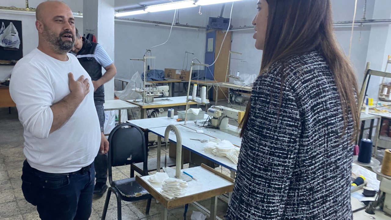 Ak Partili Ayaydın, Esenler’de Esnafı Ziyaret Etti