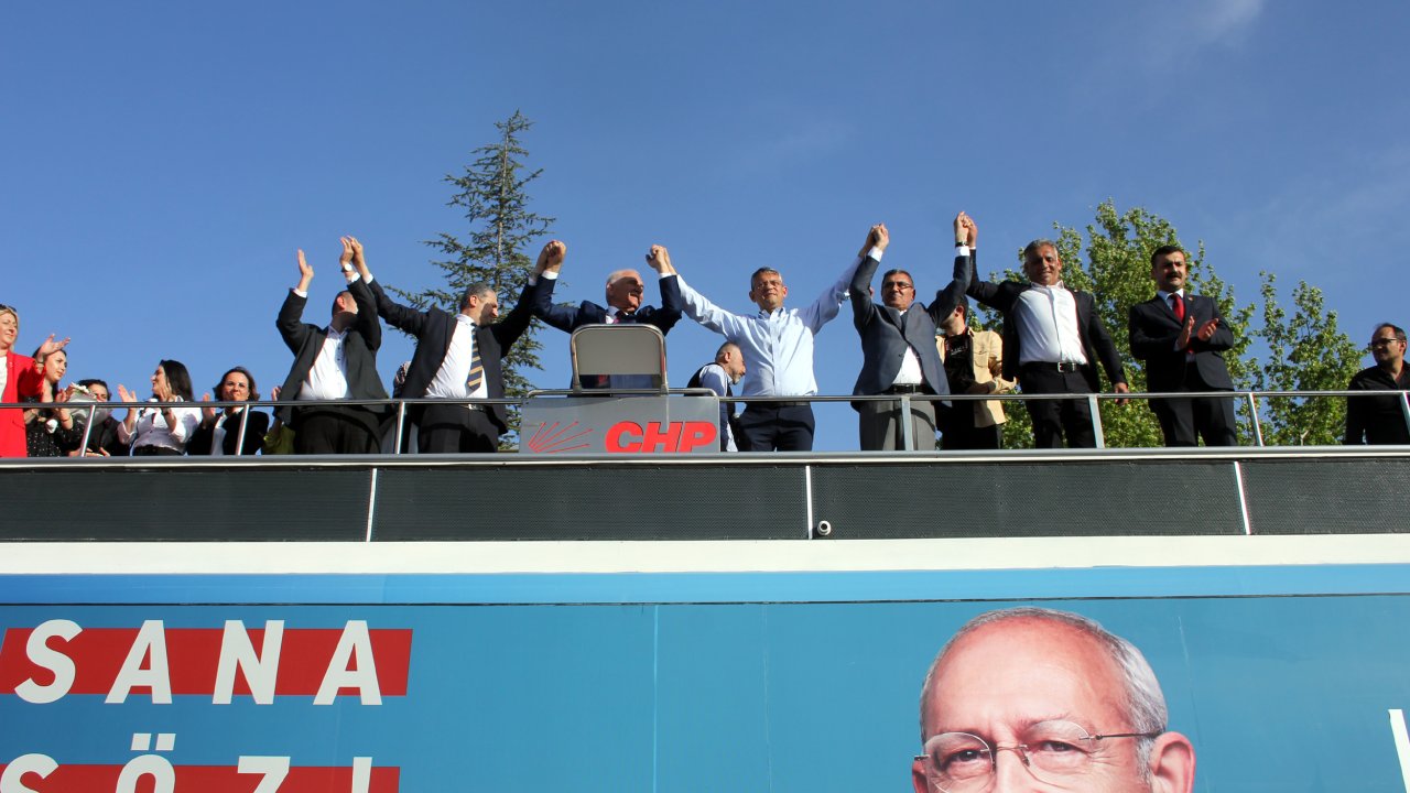 Özgür Özel: Öcalan'ı Serbest Bırakma İle İlgili Ne Beyanımız Ne De Niyetimiz Var (2)