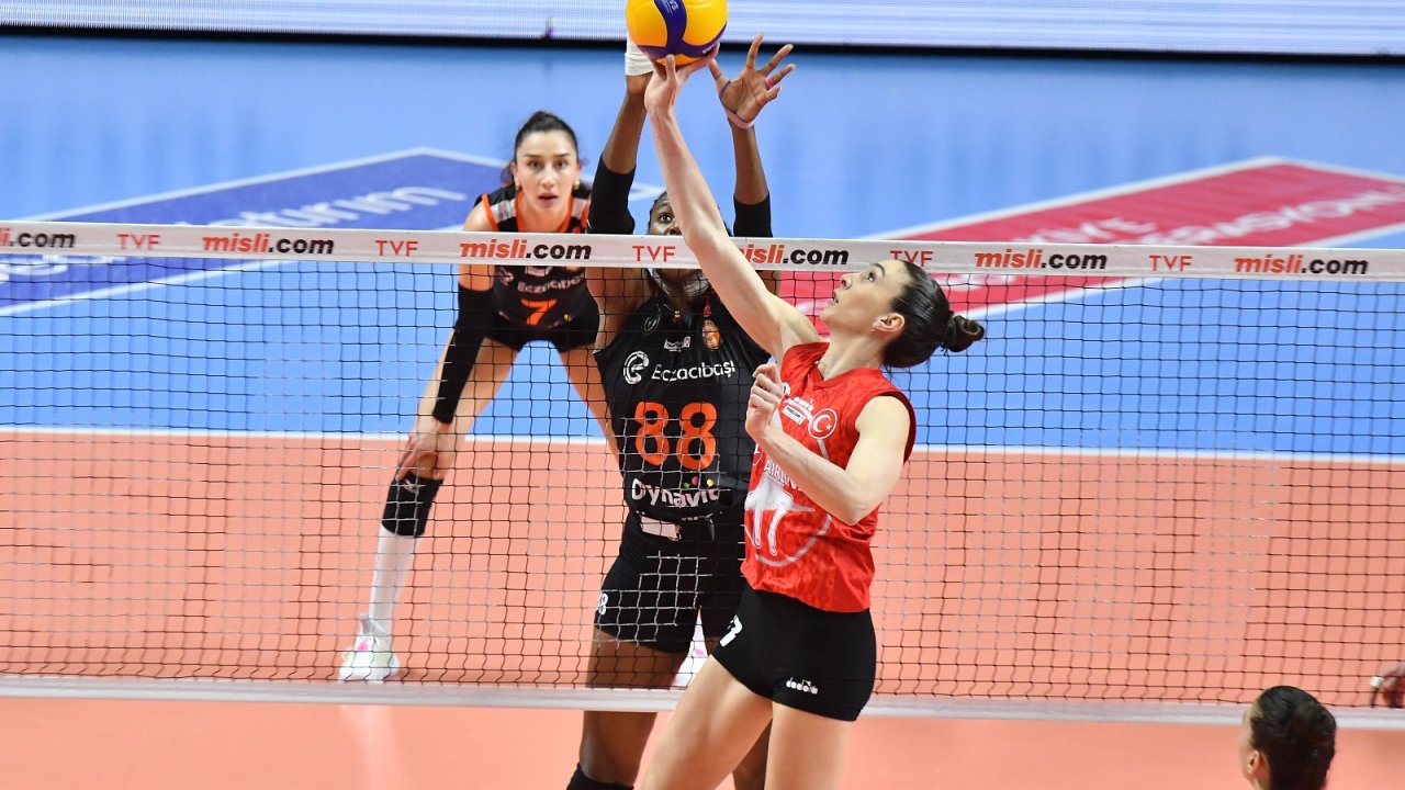 Sultanlar Ligi'nde Finalin Adı Belli Oldu