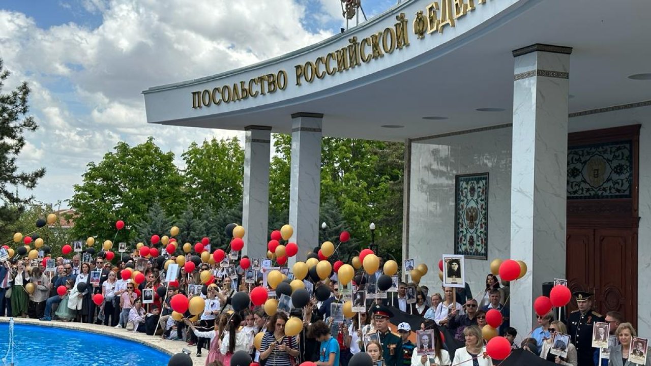 Rusya'nın Ankara Büyükelçiliği'nde 'zafer Günü' Kutlandı