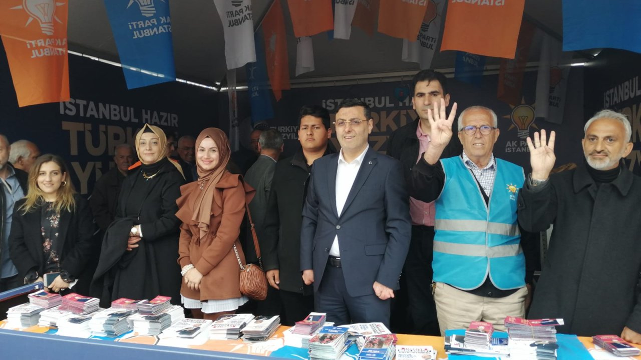 Ak Parti İstanbul Milletvekili Adayı Serkan Bayram, Kadıköy Esnafını Ziyaret Etti