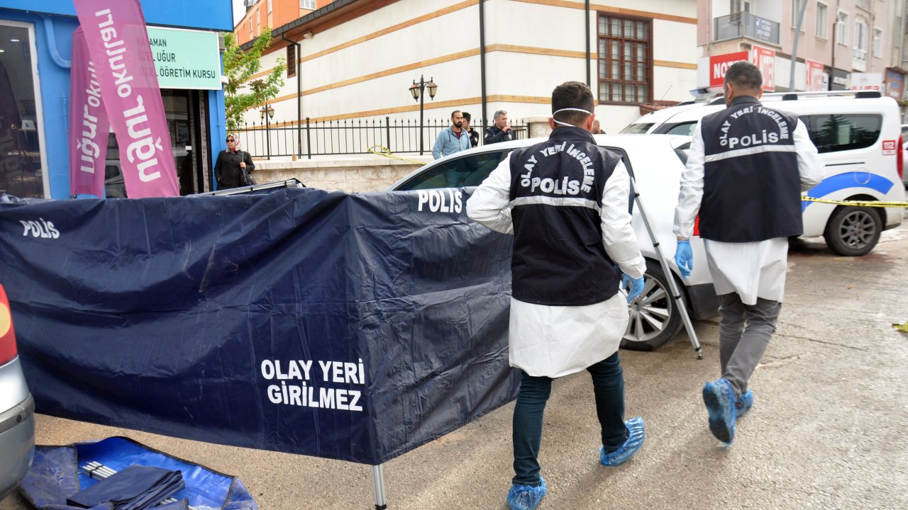 Otomobilinin İçinde Ölü Bulundu