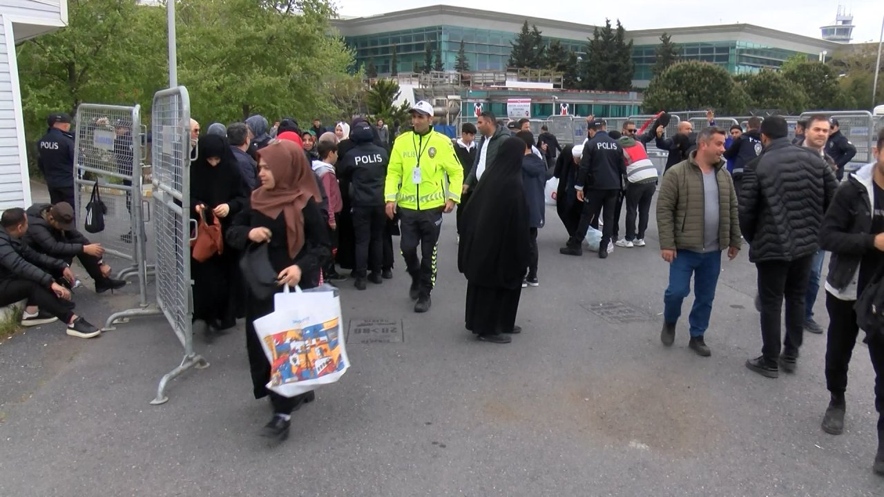 Cumhur İttifakı'nın Büyük İstanbul Mitingi: Girişler Başladı