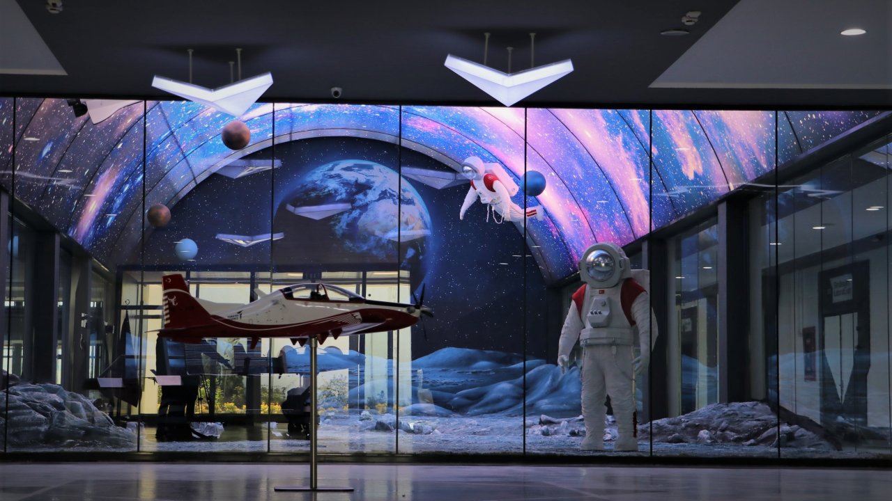 Türkiye'nin İlk Havacılık Ve Uzay Lisesi Ankara'da Açıldı