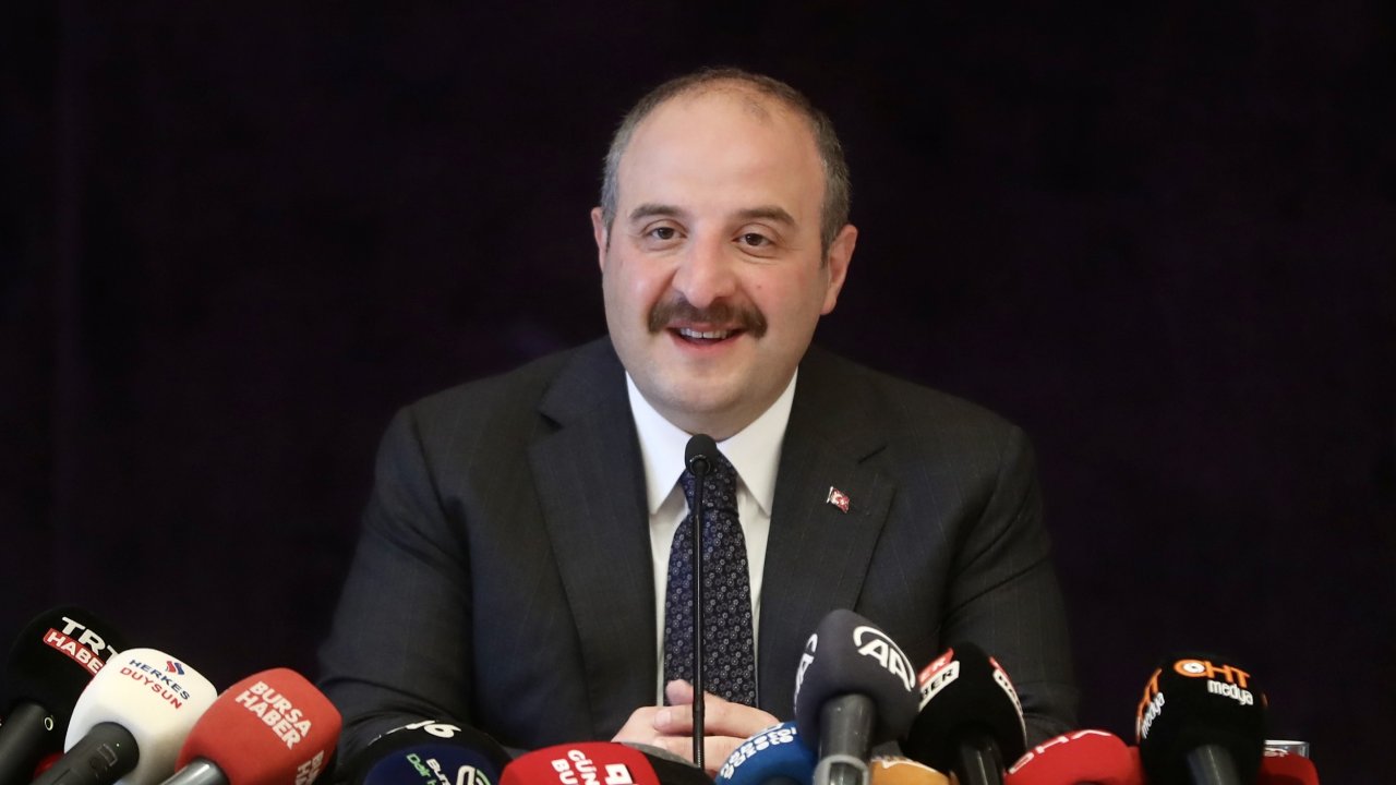 Bakan Varank: Cumhurbaşkanı'mız İyi Bir Kaptan Ama Aynı Zamanda İyi Bir Takipçi