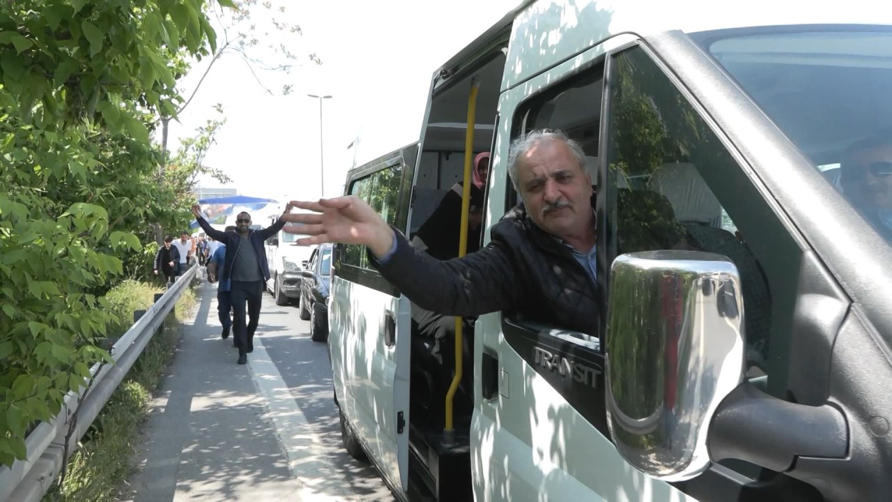 D-100'de 'büyük İstanbul Mitingi'  Yoğunluğu