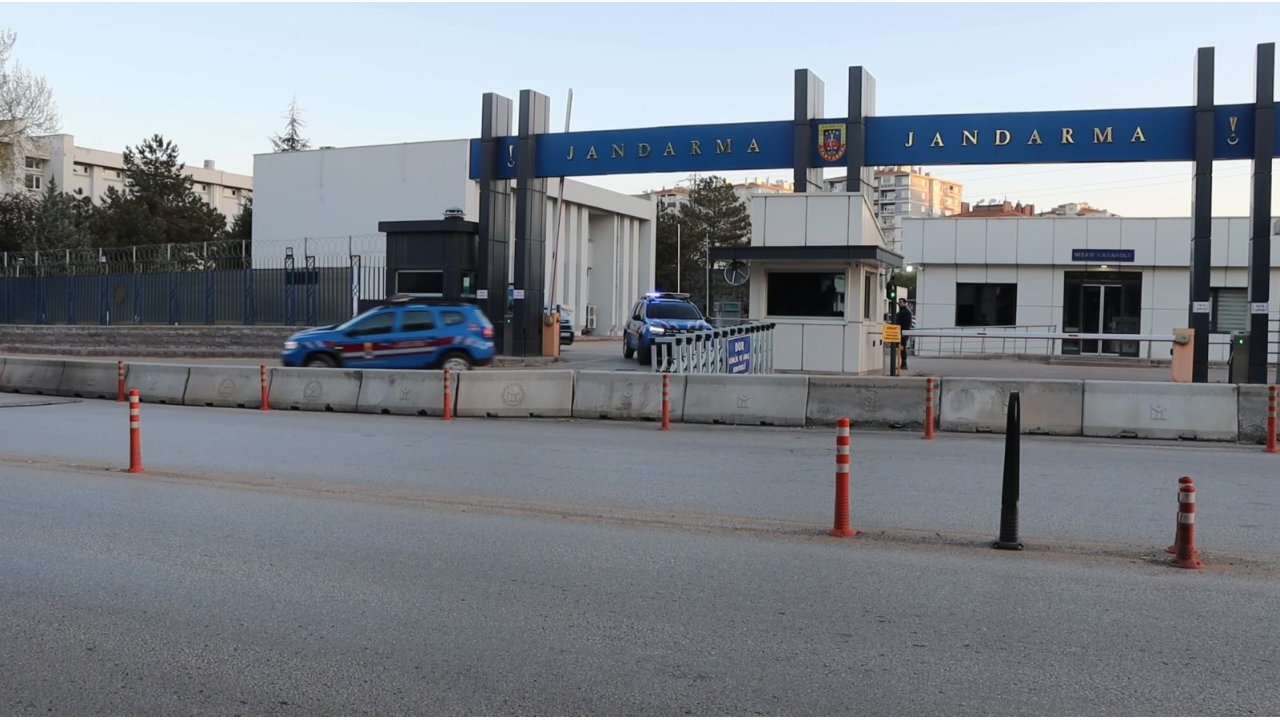 Ankara Merkezli 3 İlde Dolandırıcılık Operasyonu: 10 Gözaltı