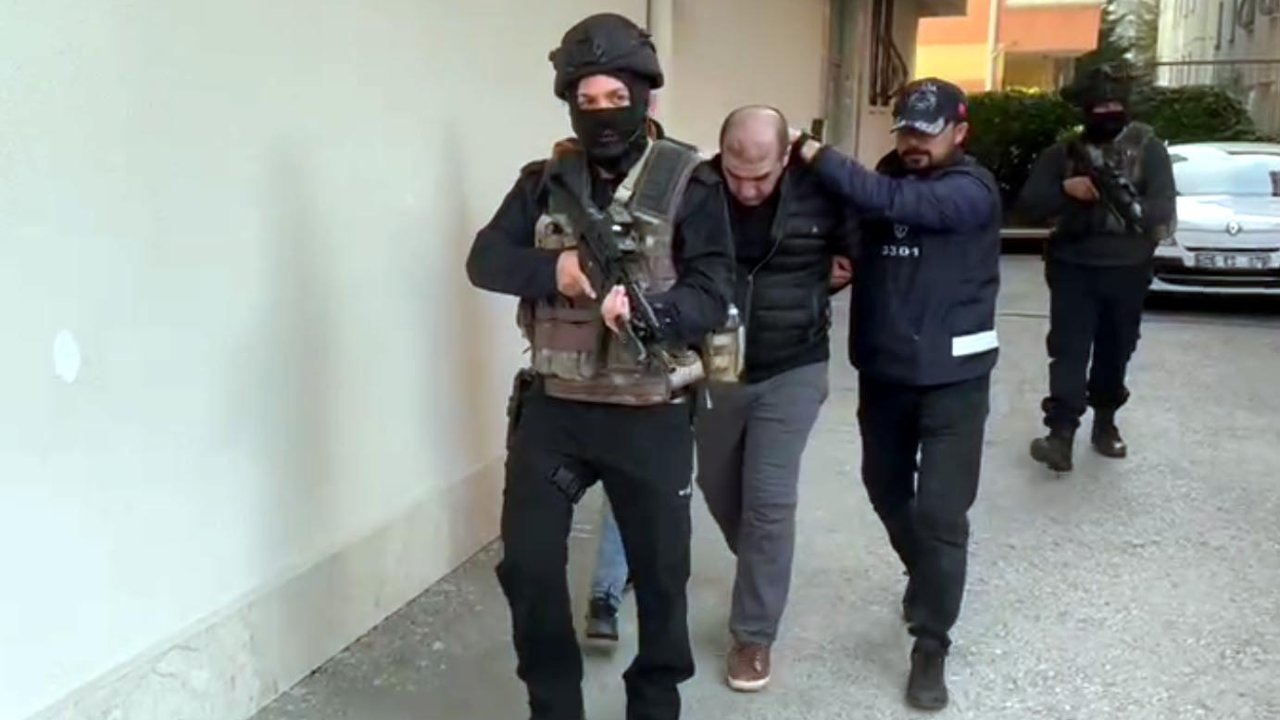 Ankara Merkezli 19 İlde 'redhack' Operasyonu; 33 Gözaltı