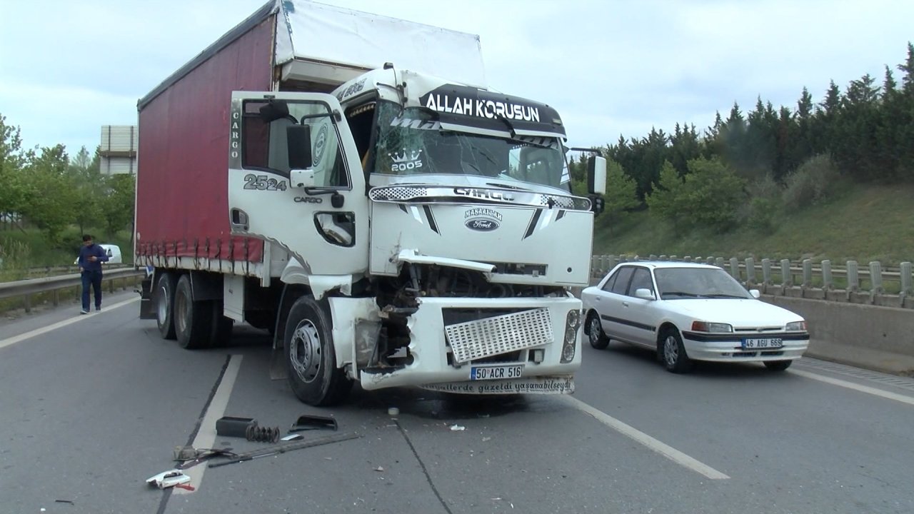 Pendik’te Aynı Yerde İki Kaza