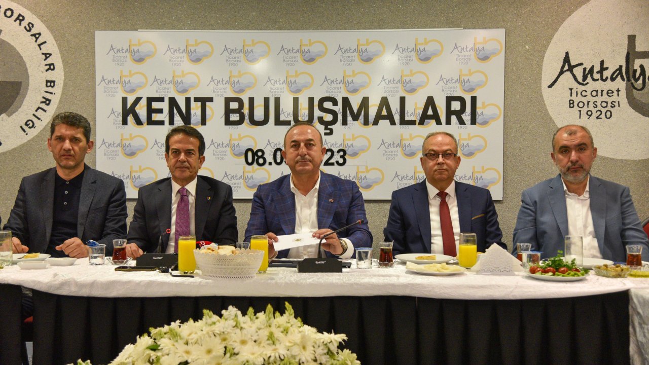 Bakan Çavuşoğlu: Avrupa'ya Gaz Tedariğine Başladık