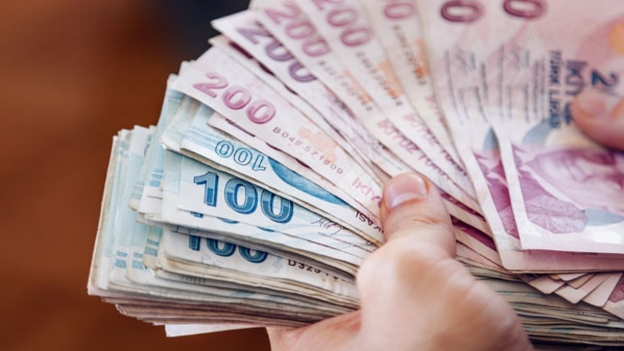 Öğrencilere Yeni Yılda Destekler Bitmiyor! 1600 TL Öğrenciye Yardım Ödemesi!