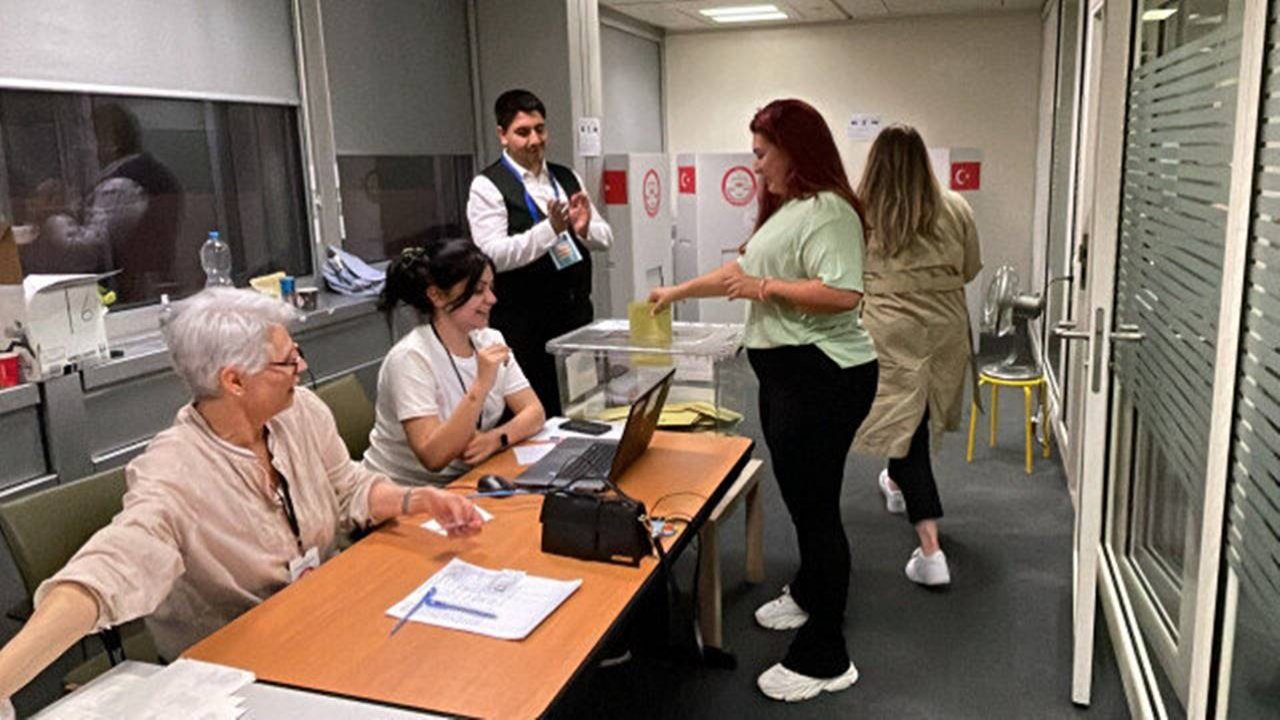 İşte seçmenlerin oy kullanırken uyması gerekenler