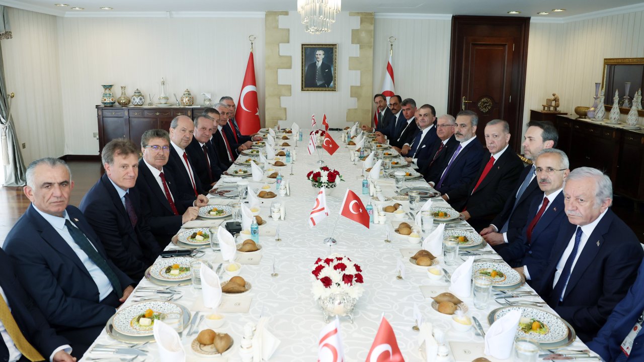 Cumhurbaşkanı Erdoğan, KKTC Cumhurbaşkanı Tatar ile görüştü (2)