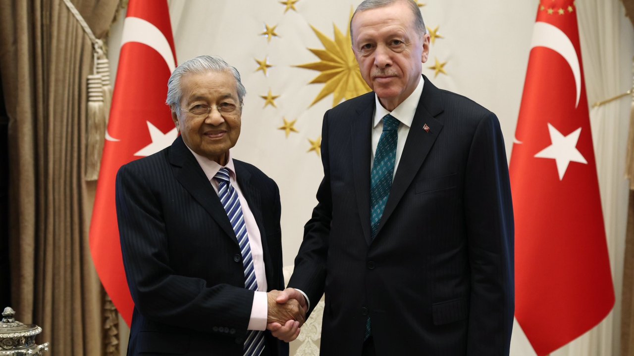 Cumhurbaşkanı Erdoğan, eski Malezya Başbakanını kabul etti