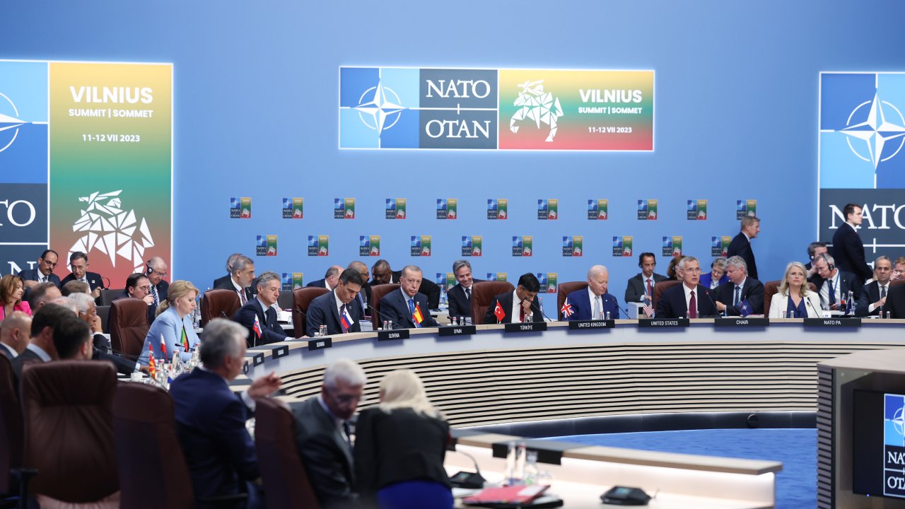 Cumhurbaşkanı Erdoğan, NATO Liderler Zirvesi’ne ilk oturumuna katıldı