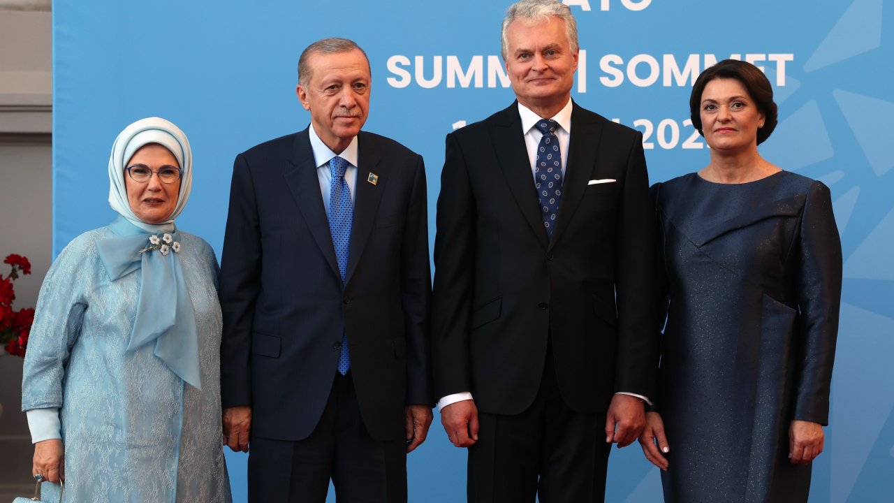 Cumhurbaşkanı Erdoğan, Litvanya’da resmi akşam yemeğine katıldı