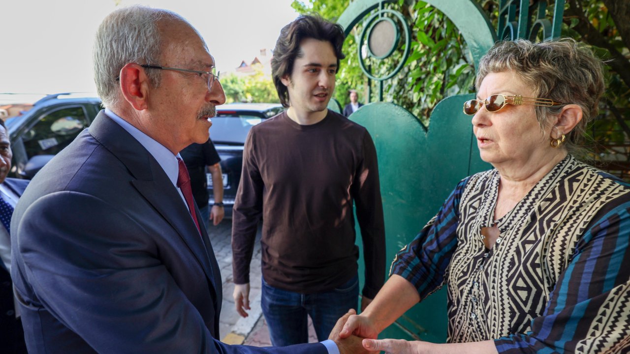 Kemal Kılıçdaroğlu, Özkan Uğur'un ailesini ziyaret etti