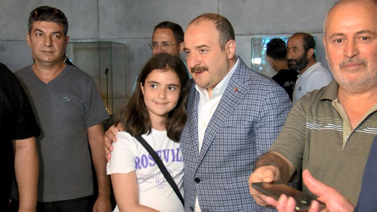 Varank: 15 Temmuz bir milletin kendine güvendiğinde neler yapabileceğini gösteren önemli bir destan