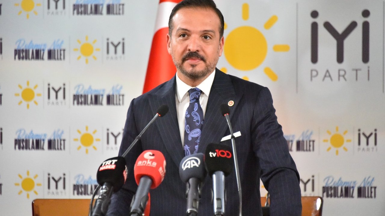 İYİ Partili Zorlu: Seçimde nasıl bir strateji izleyeceğimizi istişare ediyoruz