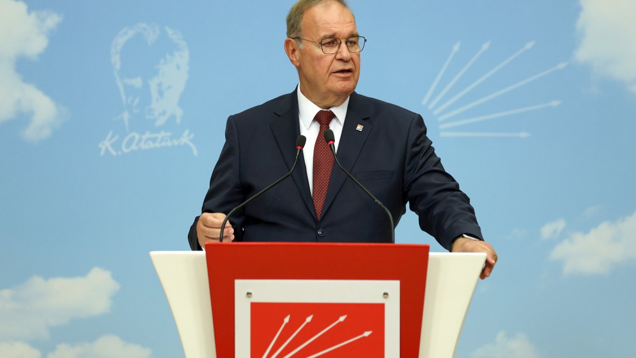 CHP'li Öztrak: Dijital platform, nefret suçuna ortak oluyor