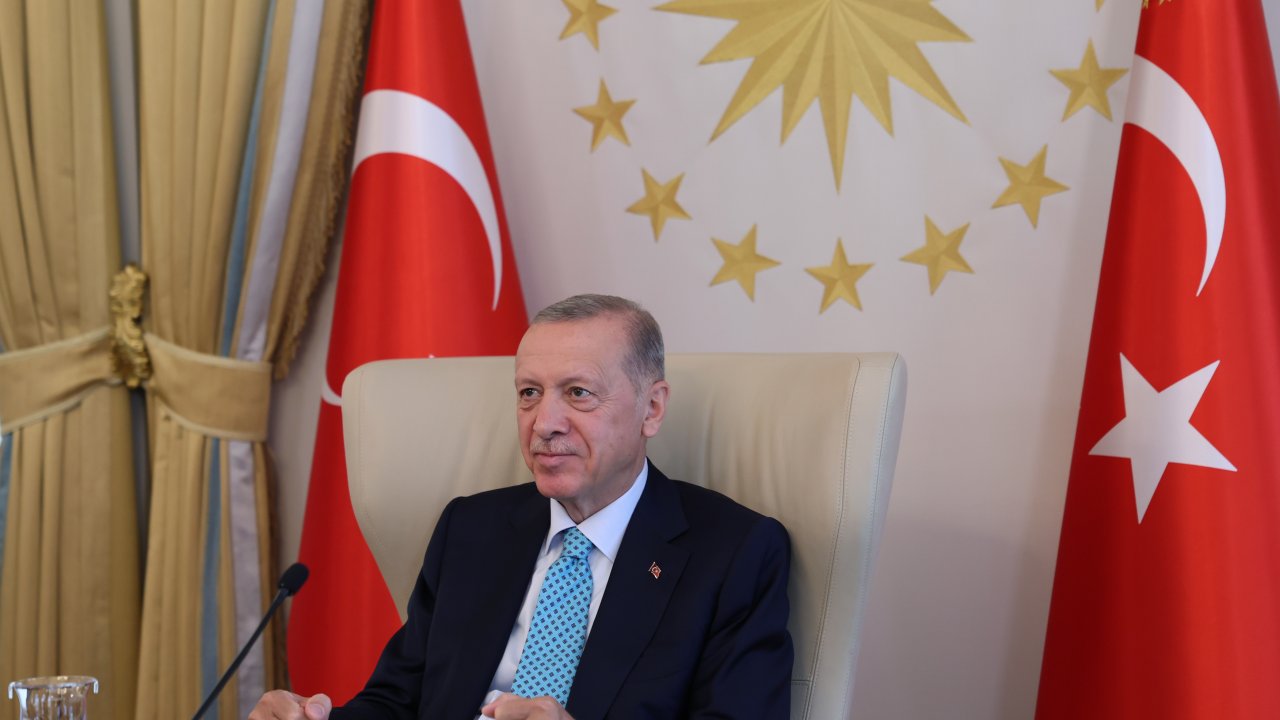 Cumhurbaşkanı Erdoğan Malezya Başbakanı İbrahim ile video konferans görüşmesi yaptı