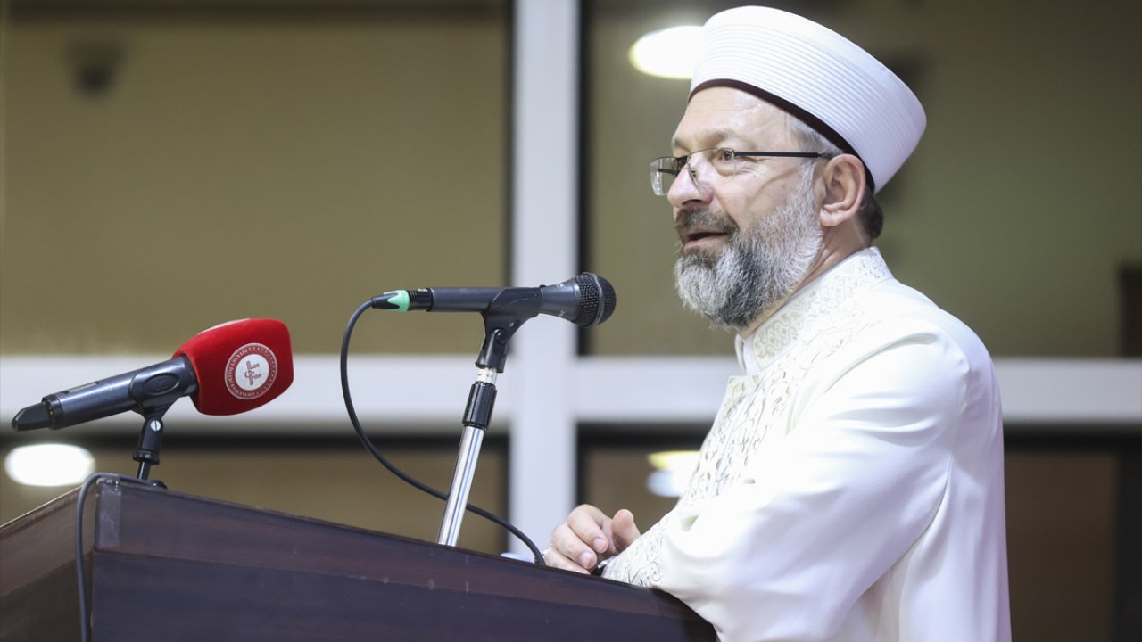 Diyanet 2023 Hac Kontenjanını Açıkladı! Başkan Ali Erbaş'tan Önemli Açıklamalar!