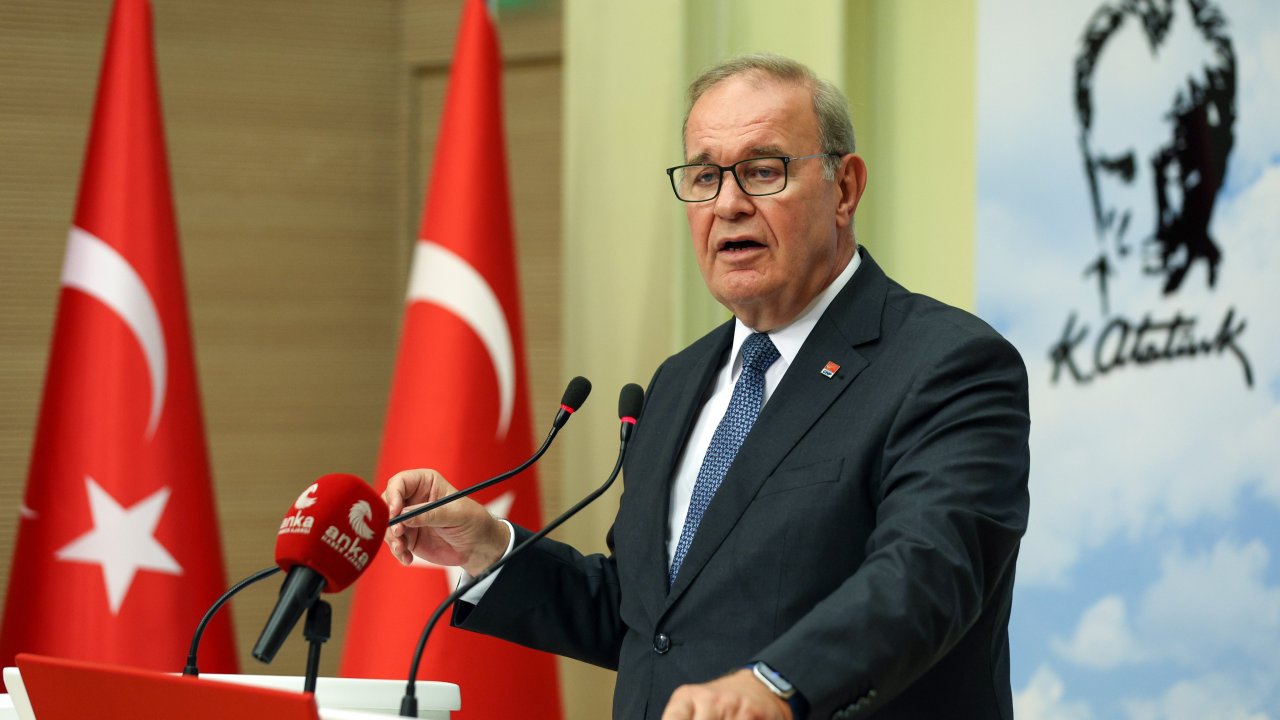 CHP'li Öztrak: Duygusal kopuşlara, melankoliye kapılma lüksümüz yok