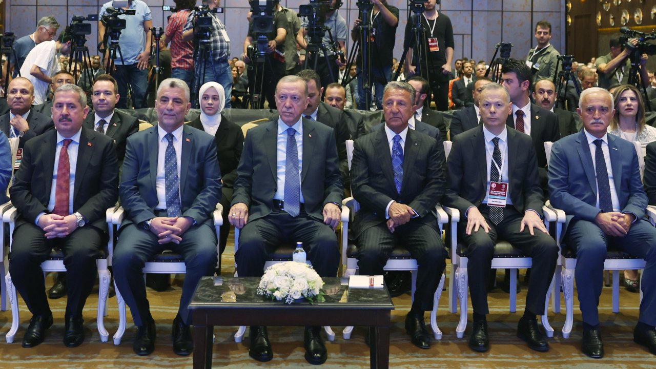 Erdoğan: Hayat pahalılığı sorununu çözmek için yoğun gayret gösteriyoruz