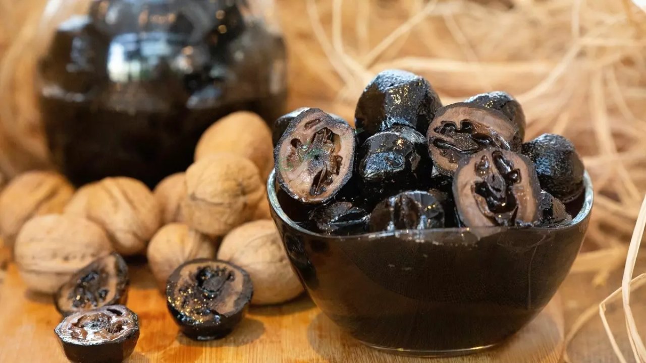 Yanık kremlerini çöpe attıracak o tarif! Ceviz kabuğundan, yanık kremi tarifi