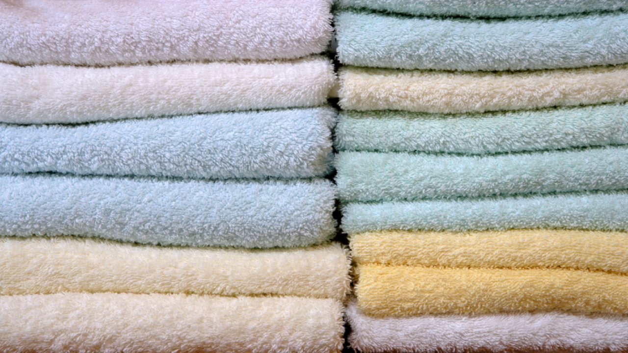 Yıllarca yanlış yıkamışız! Yumuşacık banyo havluları için doğru yıkama yöntemi