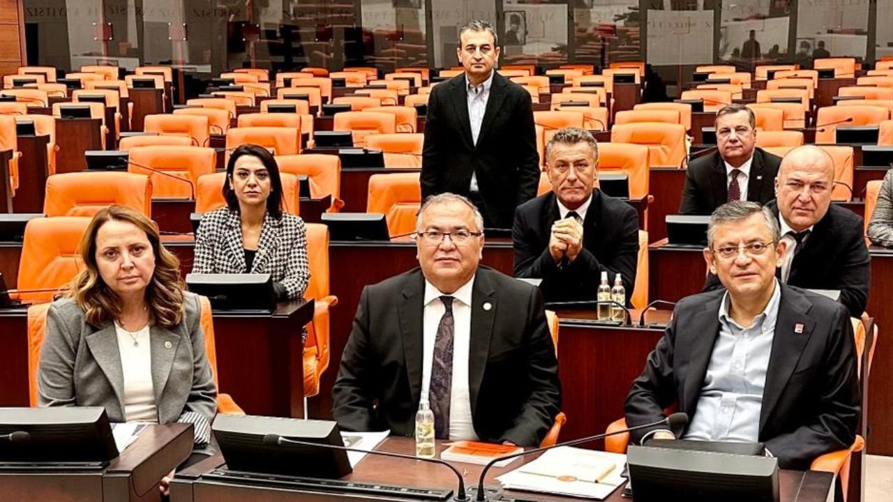 Özgür Özel: Eylemimiz devam edecek!