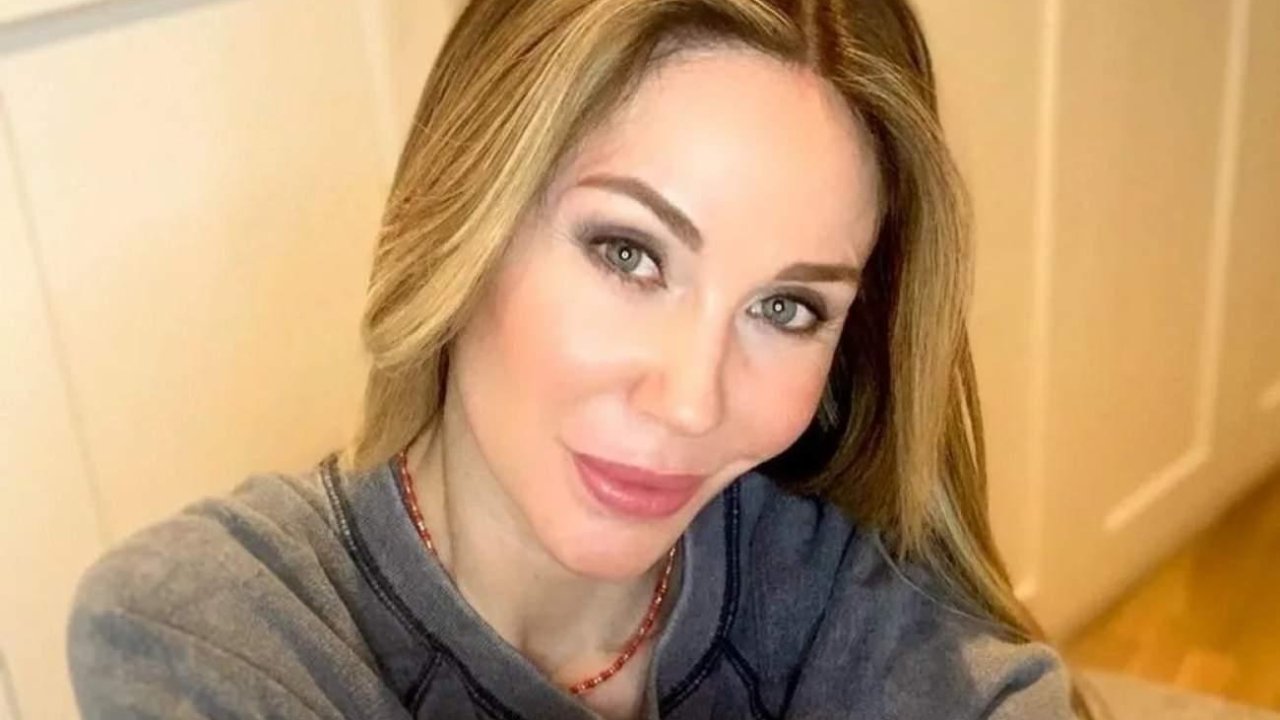 Demet Şener kimdir? Demet Şener özel hayatı ve kariyeri