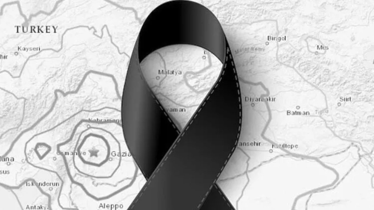 Türkiye’de Yaşanan Büyük Depreme Ünlülerden Geçmiş Olsun Paylaşımları Yağdı!