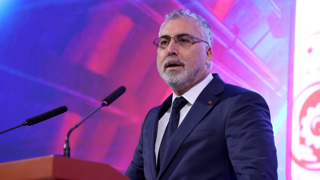 Vedat Işıkhan'dan asgari ücret açıklaması
