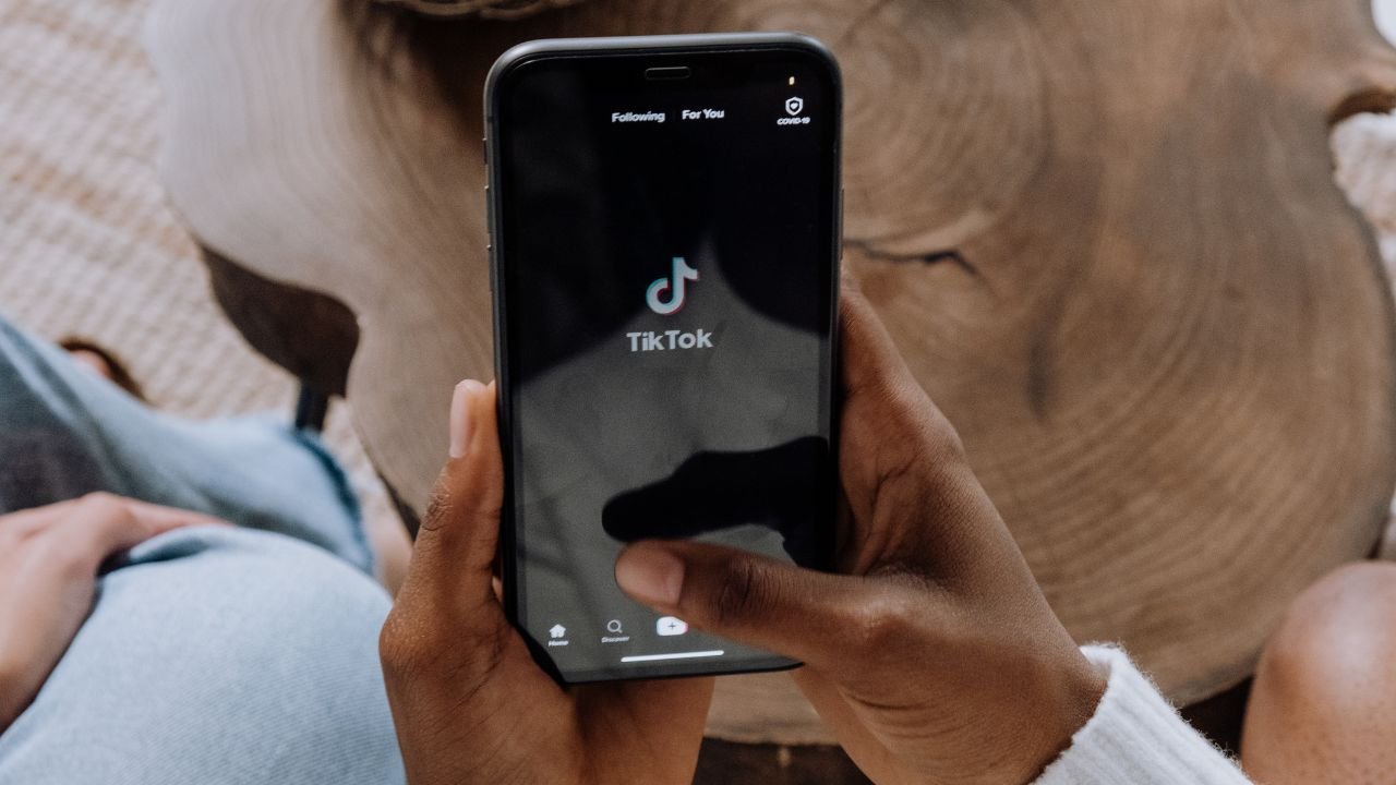 TikTok Türkiye keşfet saati ne zaman? TikTok keşfet saati neye göre belirleniyor?