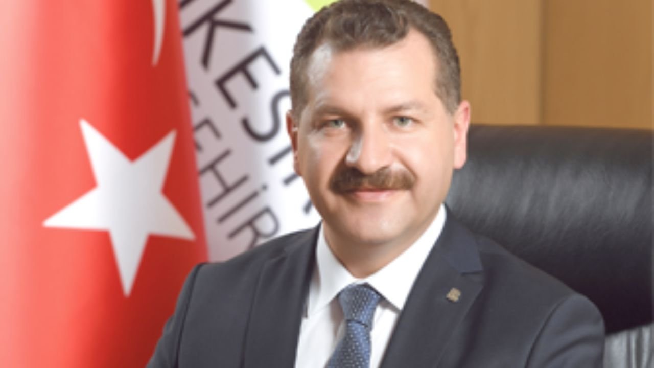 AK Parti Balıkesir Büyükşehir Belediye Başkanı adayı Yücel Yılmaz kimdir?