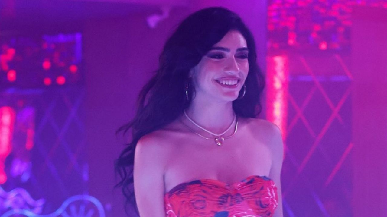 İnci Taneleri'nin Dilber'i Hazar Ergüçlü'nün sevgilisi bakın kim çıktı! Meğer o da ünlüymüş