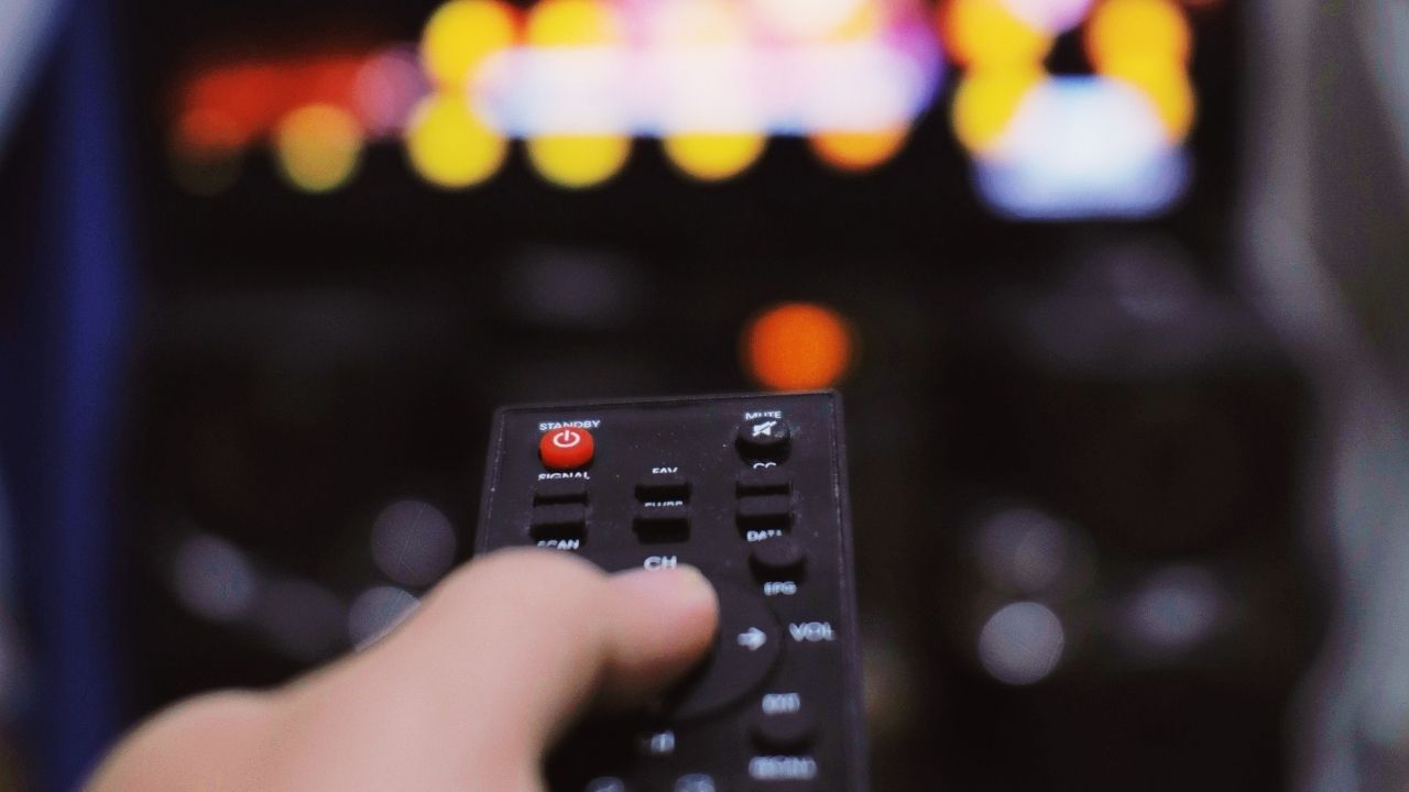 Bu akşam televizyonda ne var? Kanal D, TRT 1, ATV, Star TV, NOW, TV8, Show TV yayın akışı listesi