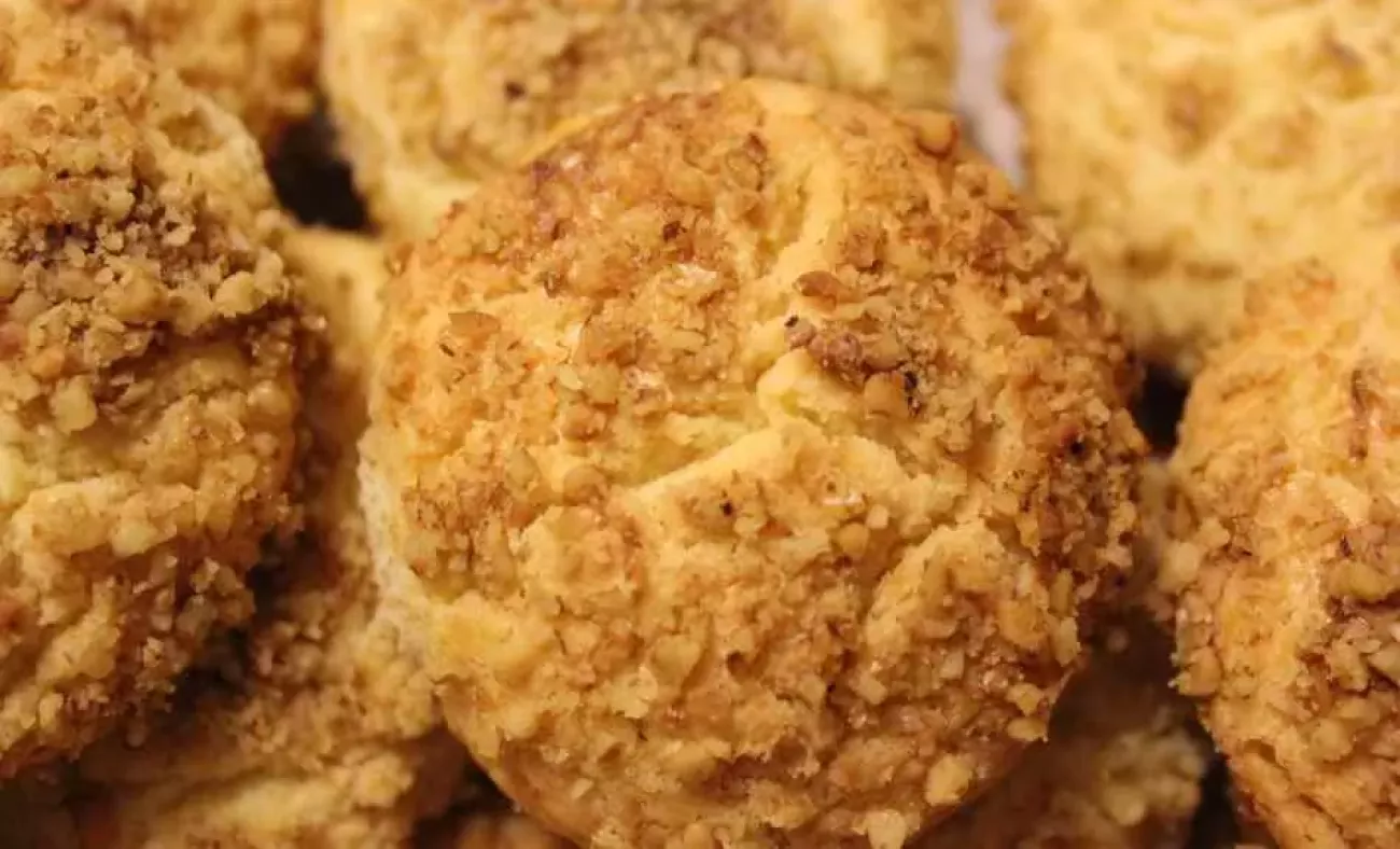 Bayatlamayan Cevizli Anne Kurabiyesi Nasıl Yapılır? Tarif ve Püf Noktaları