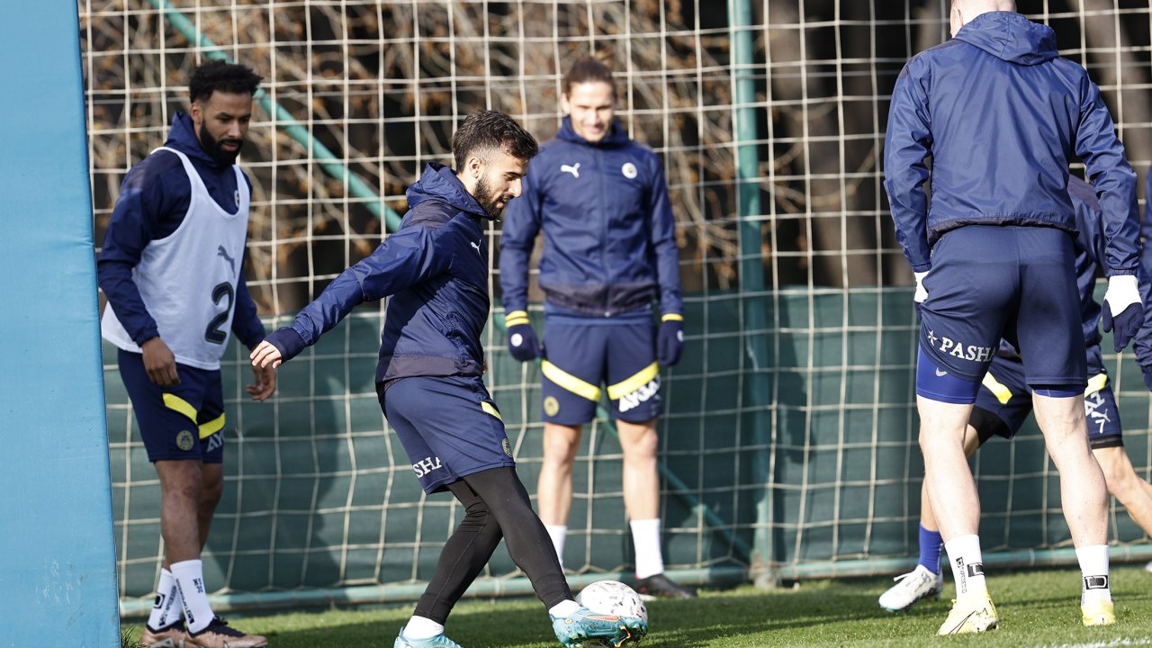 Fenerbahçe, Karagümrük Maçının Hazırlıklarını Tamamladı