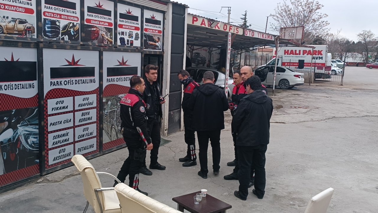 Kırıkkale'de Husumetliler Arasında Silahlı Kavga: 2 Yaralı