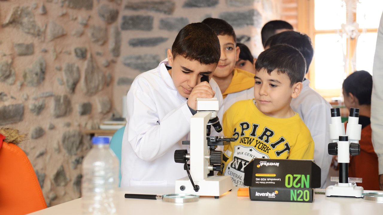 600 Yıllık Medresede Geleceğin Bilim İnsanları Yetiştiriliyor