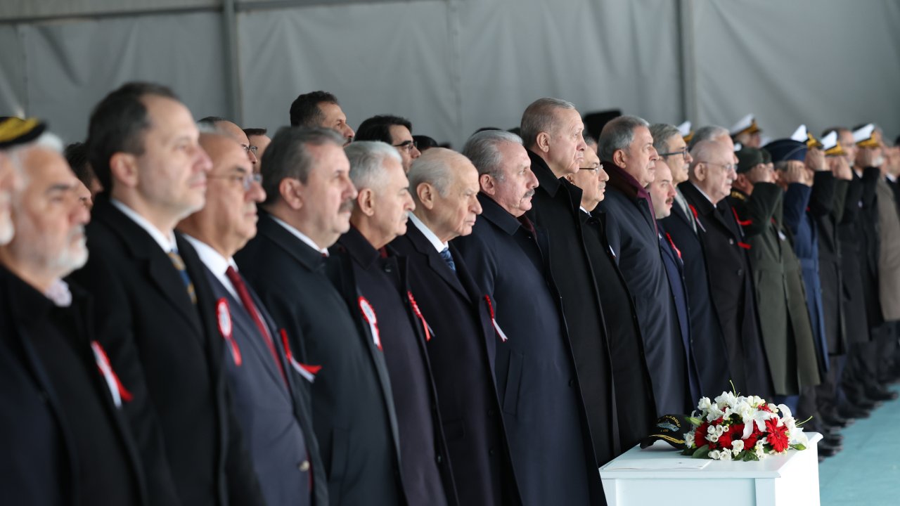 /fotoğraflarla// Cumhurbaşkanı Erdoğan: Tcg Anadolu Dünyanın İlk Siha Gemisidir - 1